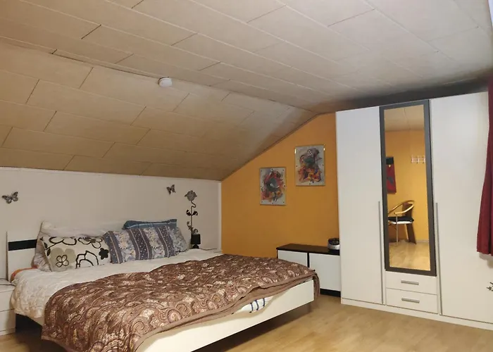 Gaesthaus An Der Mosel Wellen (Rhineland-Palatinate)